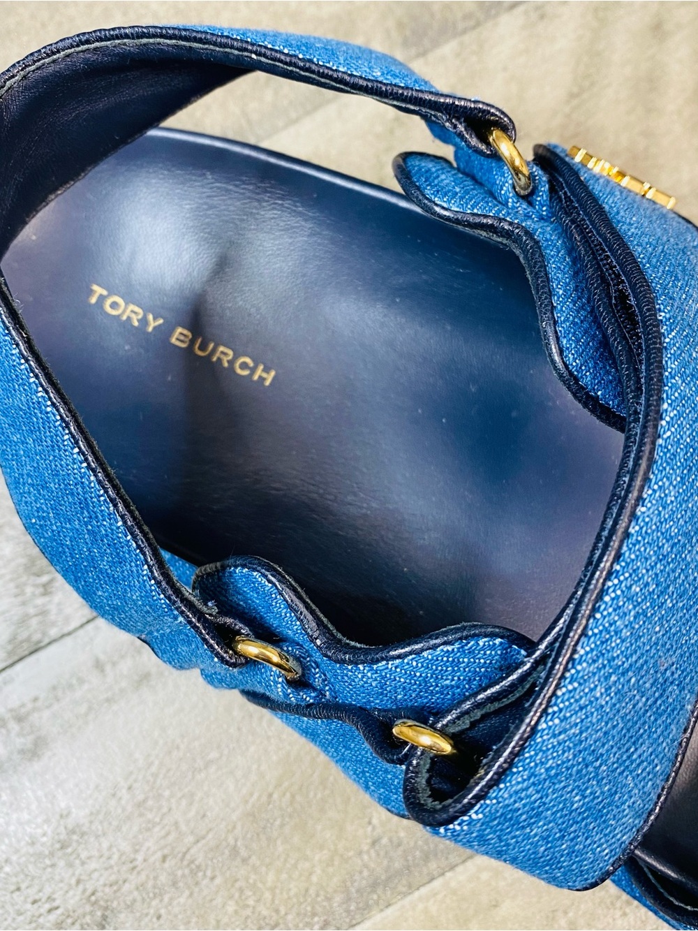 Tory Burch Kira Sport Sandal Denim Blue Platform Logo Strappy Women's Size 10.5 - Picture 8 of 8